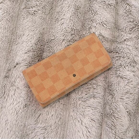 Universal Thread Peach Orange Checkered Long Wallet - Picture 1 of 5